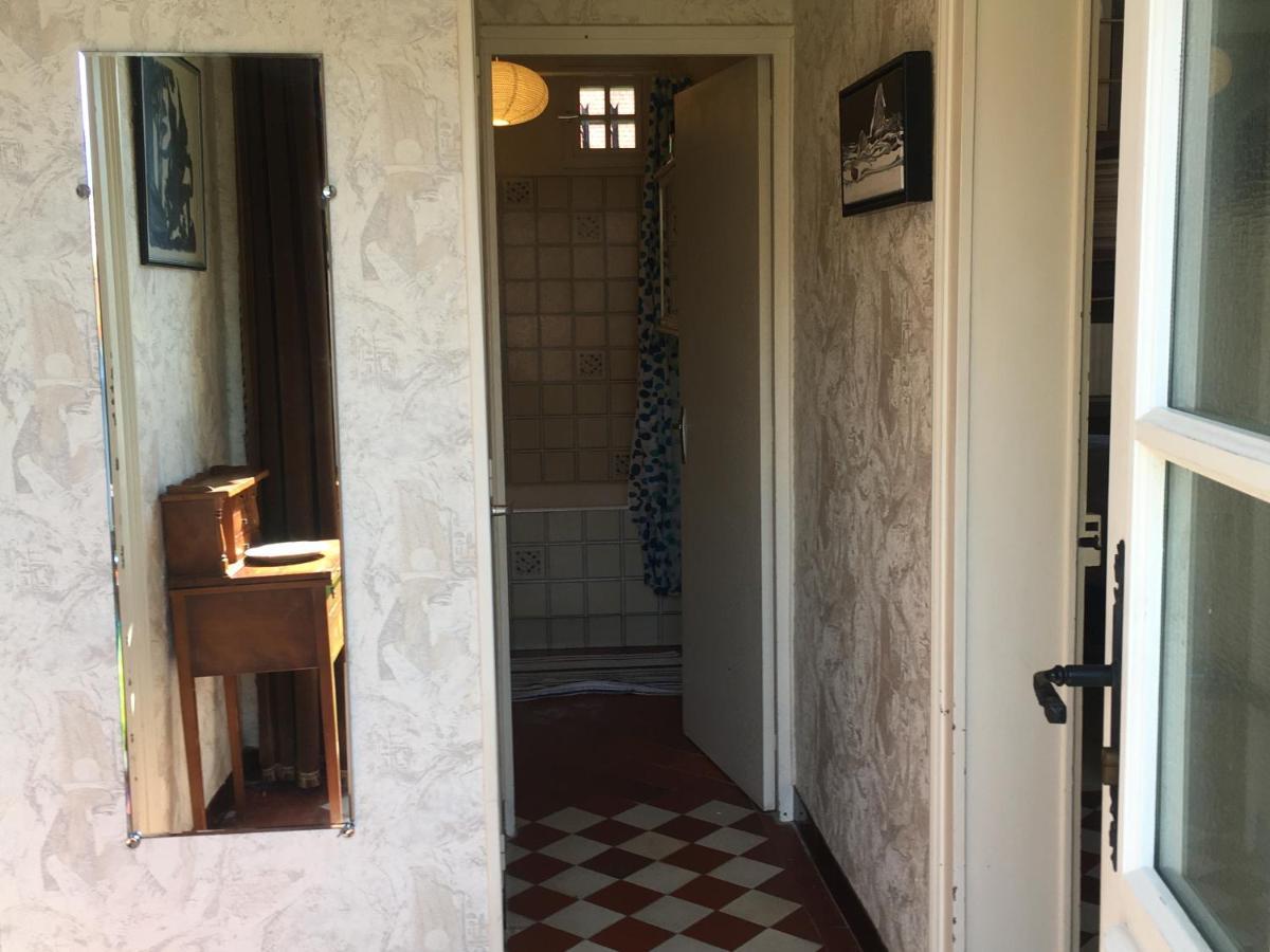 Le Refuge private entrance 2/4 pers dans maison 17eme siècle.Parking. calme Autreches Esterno foto